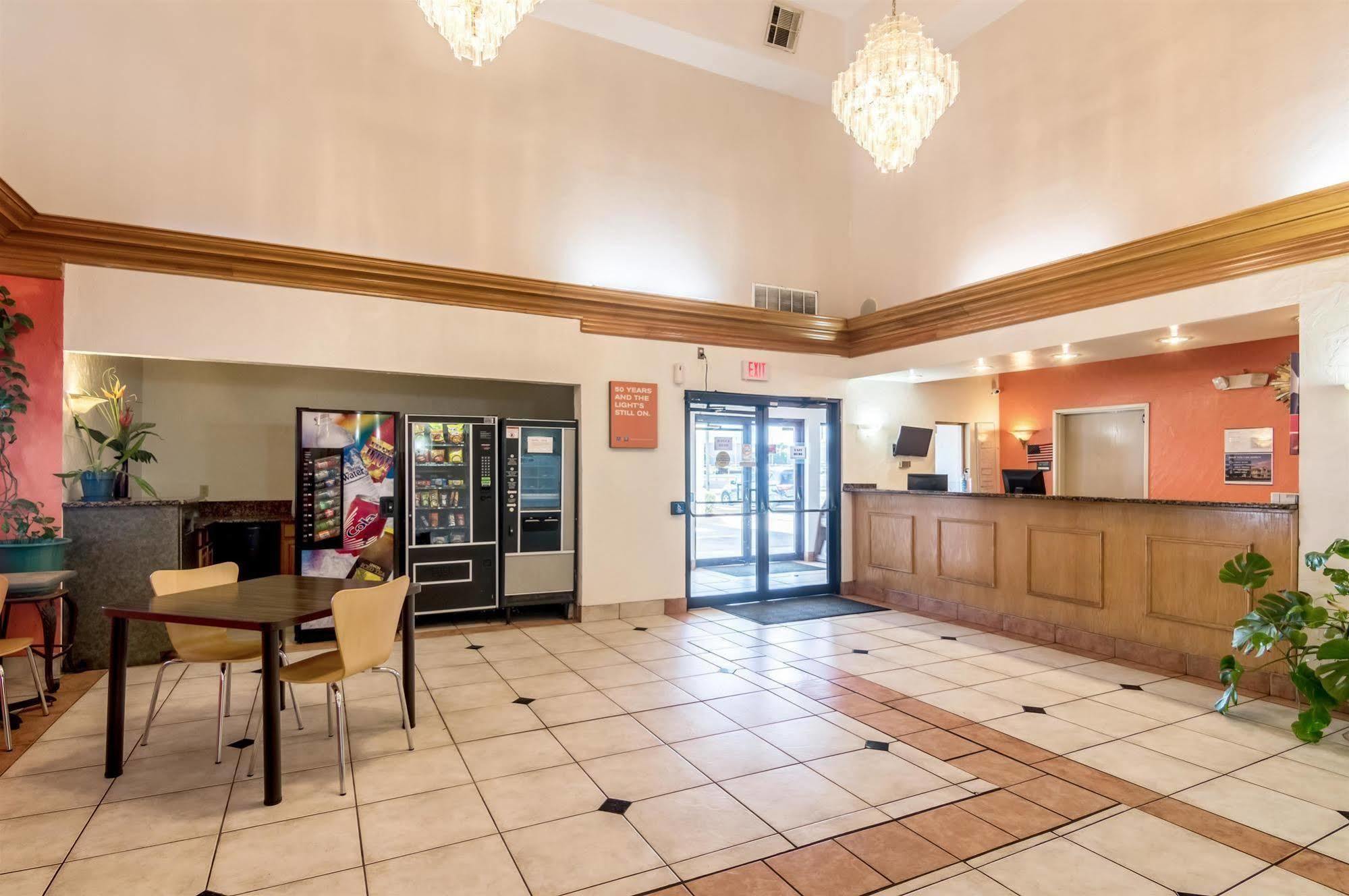 6-oklahoma City, Ok Hotel Oklahoma City
