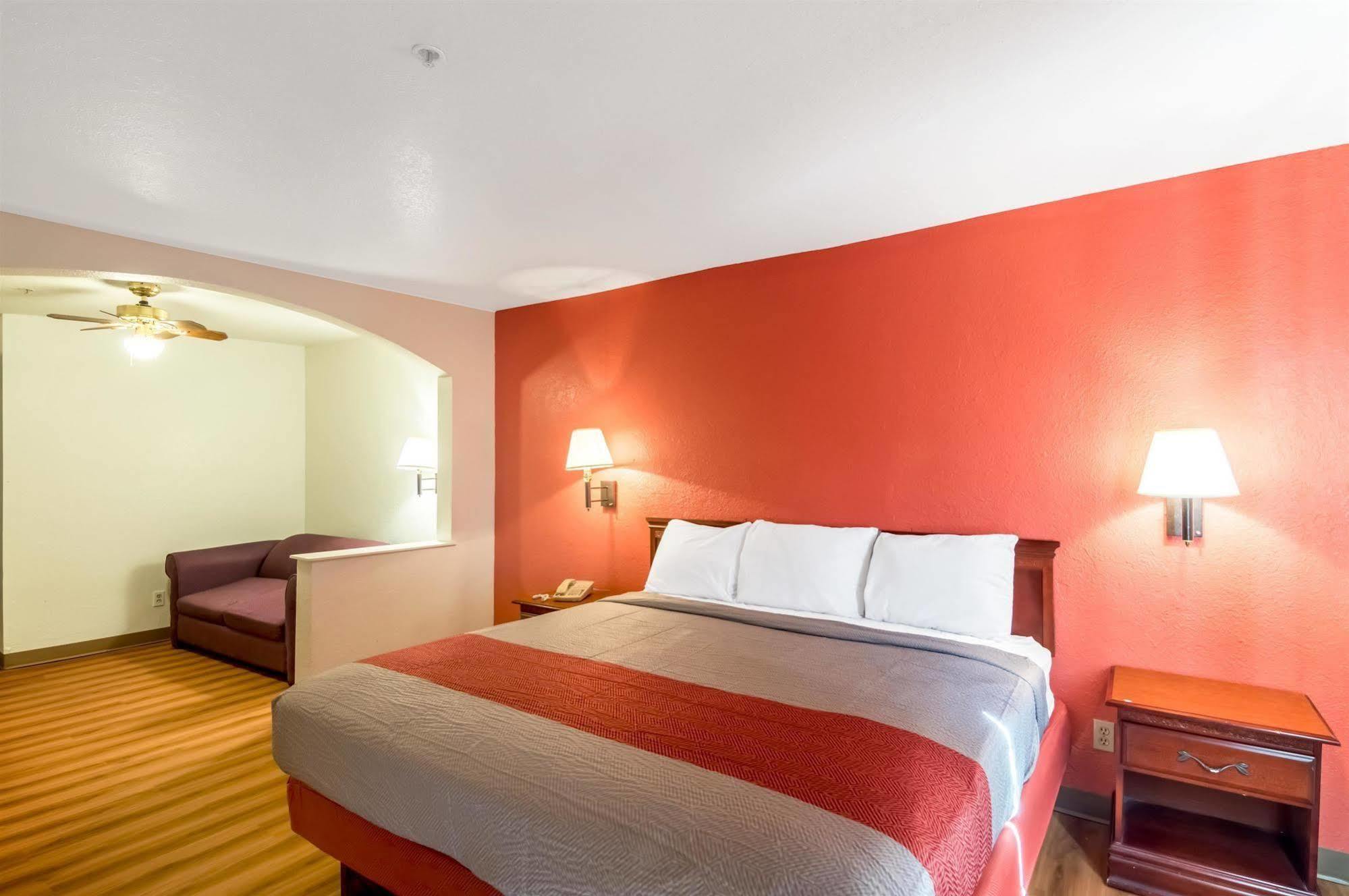 6-oklahoma City, Ok Hotel