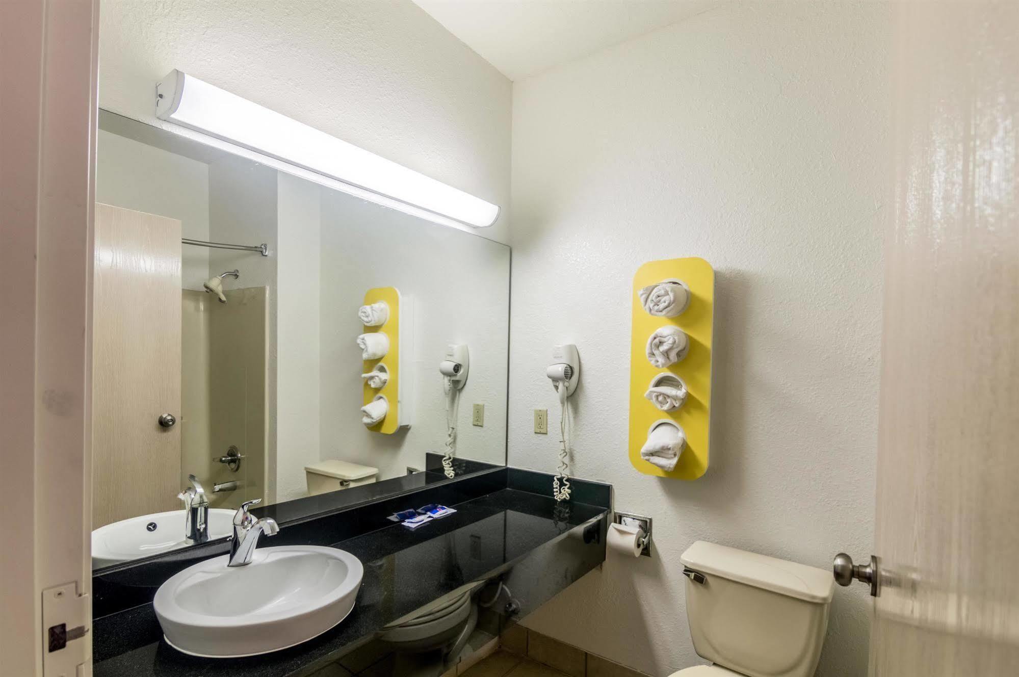 6-oklahoma City, Ok Hotel